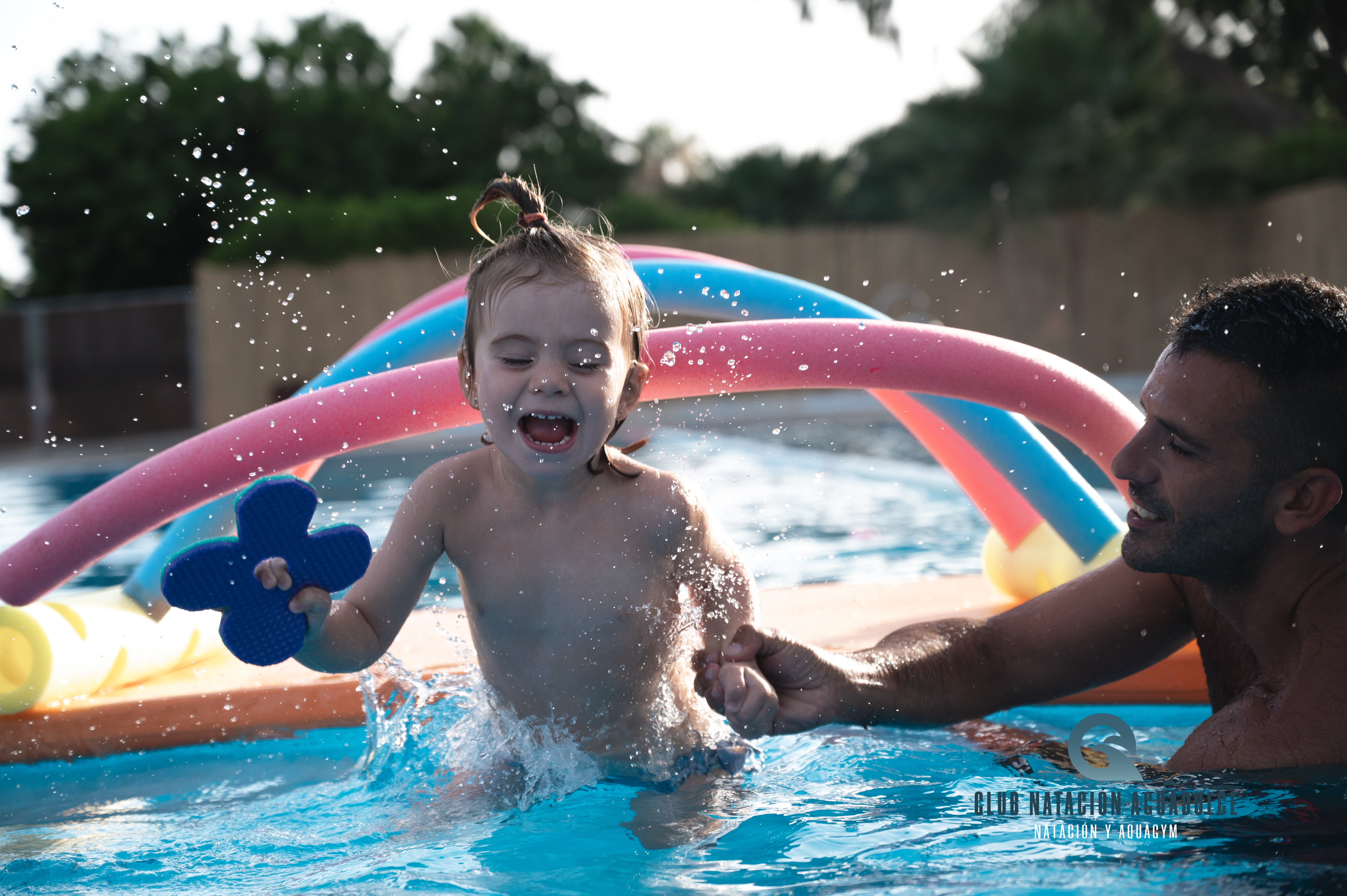 Galería de clases de matronatación para bebés y padres en Aguadulce